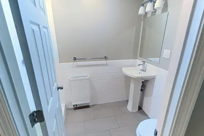 4a Weld Ave #1 1