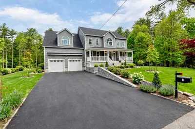1 Great Woods Cir 1