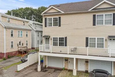 102 Prospect St #102 1