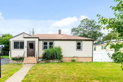 25 Kinney Dr 1
