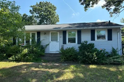 127 Bostwick Lane 1
