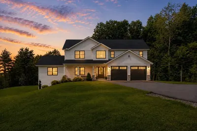 370 Flat Hill Rd 1