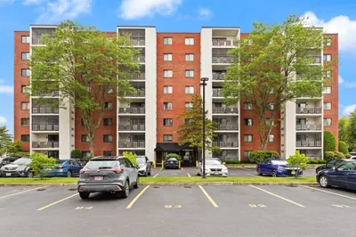 12 9th St #105
