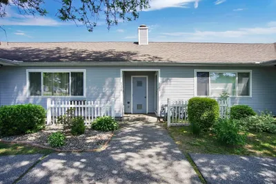 121 Outer Dr #121