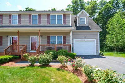31 Oakes Circle #31 1