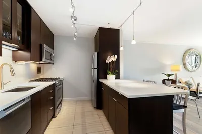 8 Whittier Pl #21D
