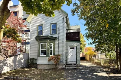 52 Tufts Ave