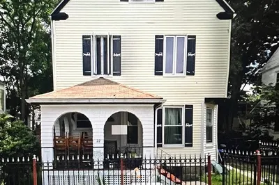 22 Whitman St 1