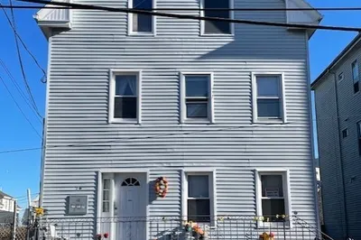 26 Cleveland St