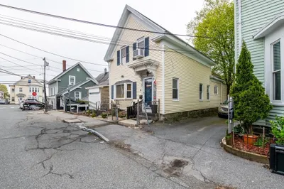 2 Merrill St