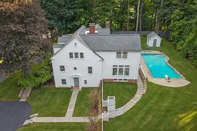 4 Cedar Road 1
