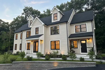 20 Main St 1
