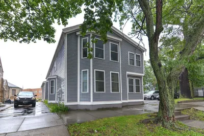 89 Broad St #1 1