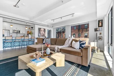 255 Northampton St #404