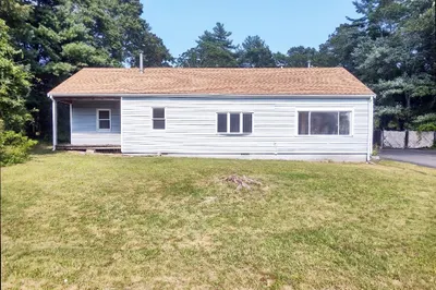 212 Middleboro Rd 1