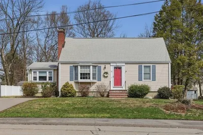 70 Oakcrest Ave 1