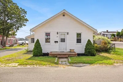 20 Pinehurst Dr 1