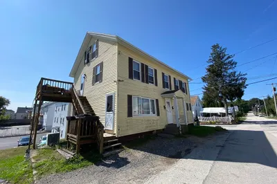 3 Chestnut St 1