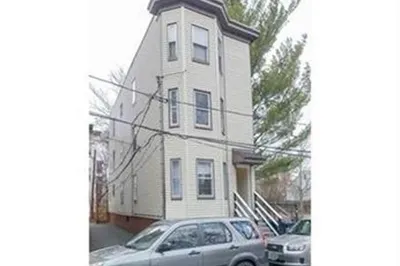 23 Pine St #3