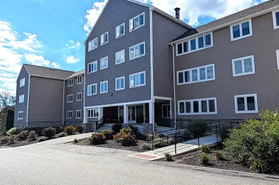 36 Dunham Rd #402 1