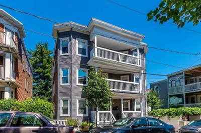 35 Fox St #3