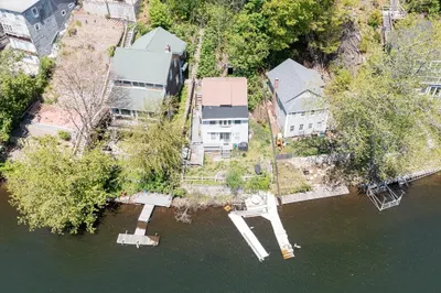 22-a Oakland Ave