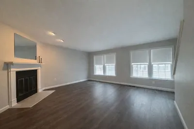 128 Heritage Dr #128 1