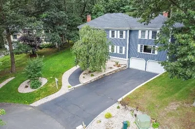 6 Mead Cir 1