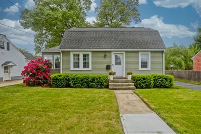 52 Gillette Circle