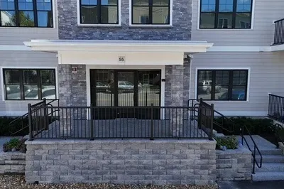 55 Pointe Place #101 1