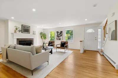 29 Cottage St #29