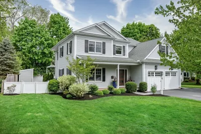8 Beverly Road