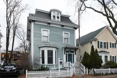 67 Inman St 1
