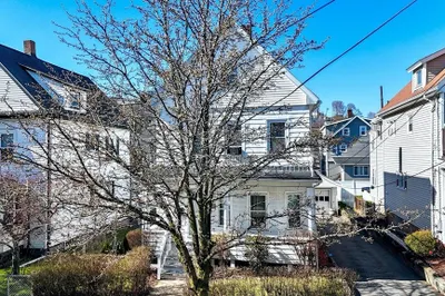 82 Jefferson Ave