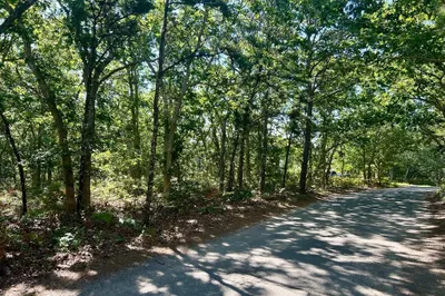 11 Boylston Drive