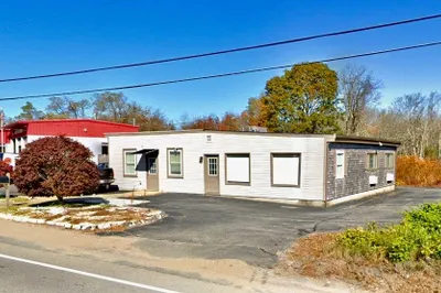 48 Iyannough Rd #B 1