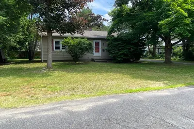 41 Coolidge Ave 1