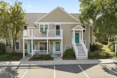 302 Tilden Commons Lane #302 1