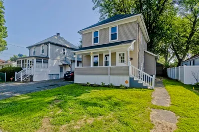 11 Nathaniel St
