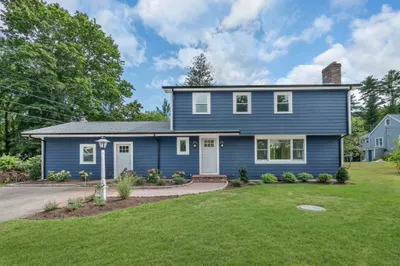 10 Briggs Ln 1