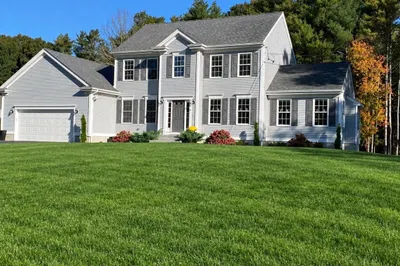 41 Clapp Rd 1