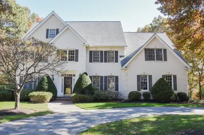 7 Carriage Hill Rd 1