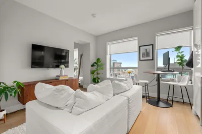 100 Shawmut Ave #908 1