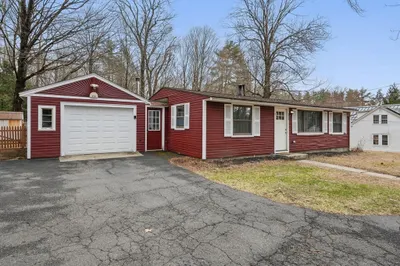 279 Haydenville Rd 1