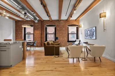 21 Wormwood Street #411