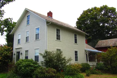 406 Greenfield Road 1