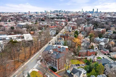 86 Buckingham St #4 1