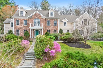 40 Bigelow Drive 1