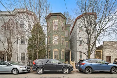 189 Brookline St #3