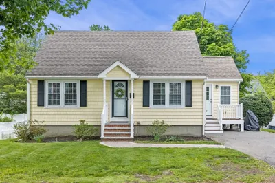 24 Shortell Ave